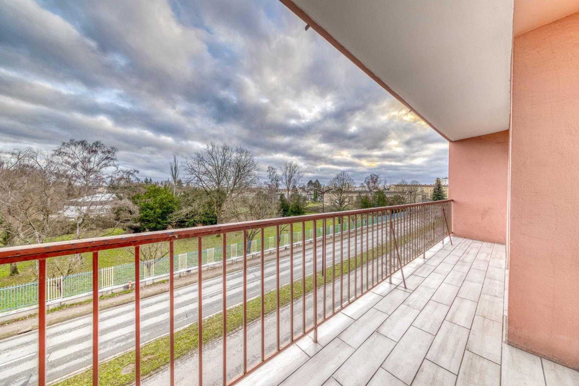 Appartement Les Oiseaux Thionville Exteriör bild