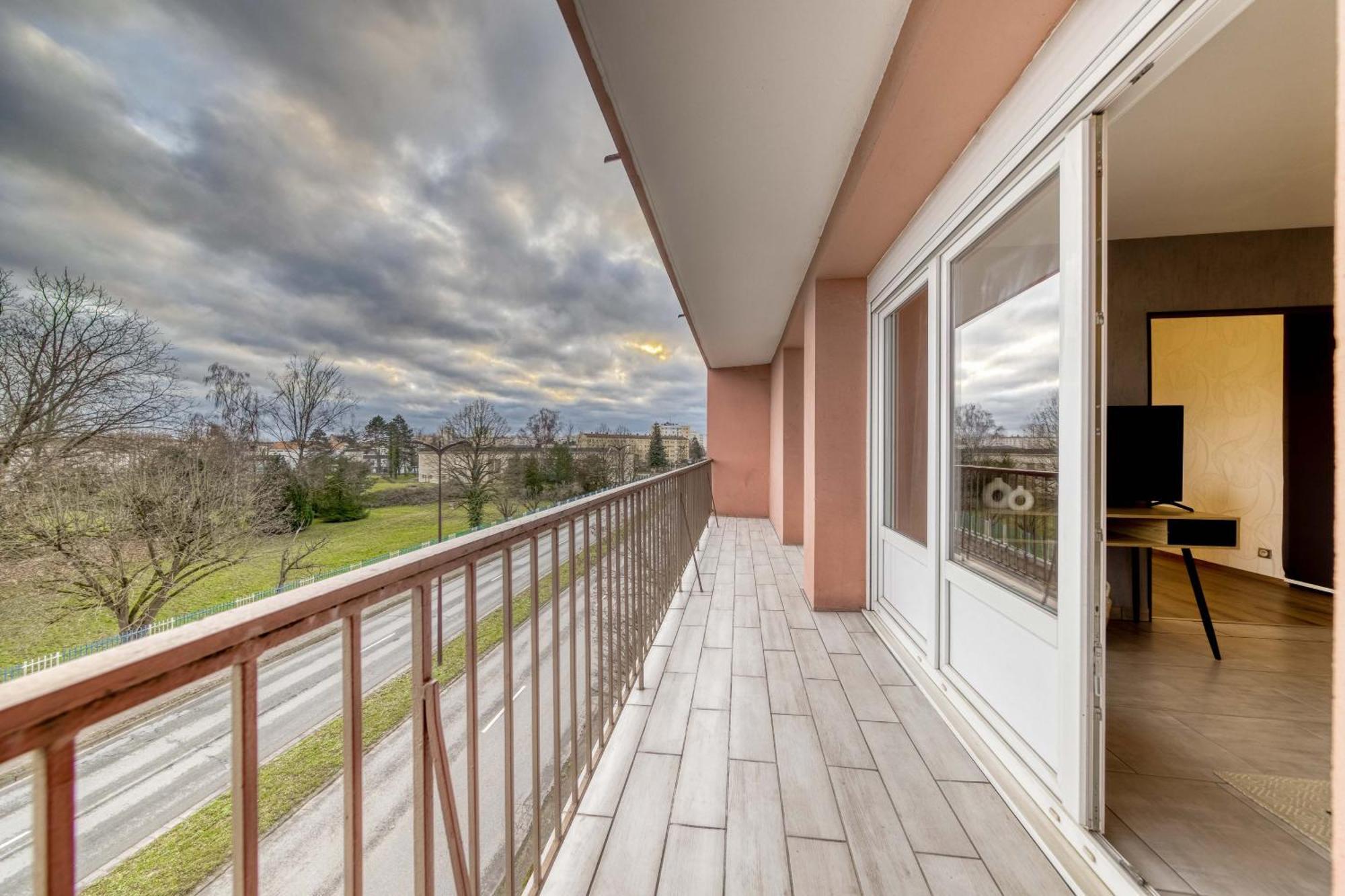Appartement Les Oiseaux Thionville Exteriör bild